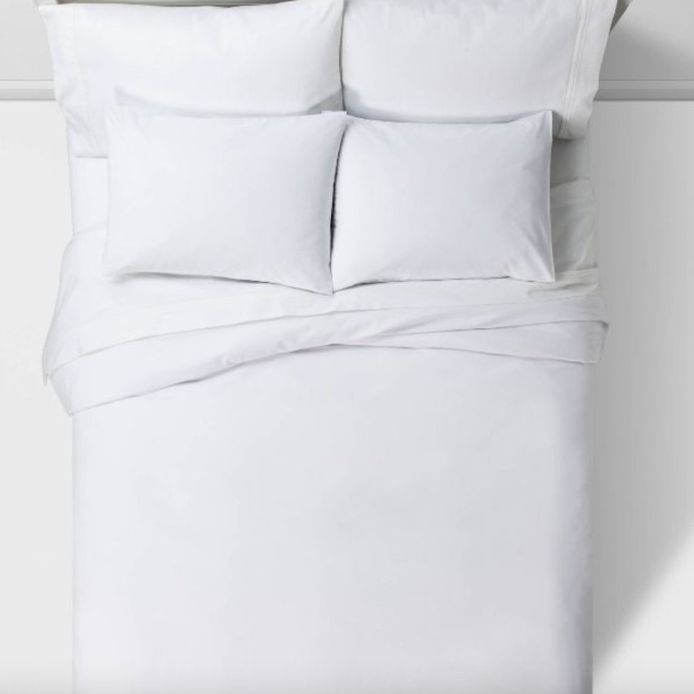 Twin/Twin XL White Duvet Covers & Pillow Shams